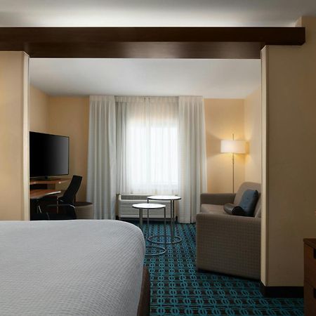 Fairfield Inn & Suites By Marriott London Esterno foto
