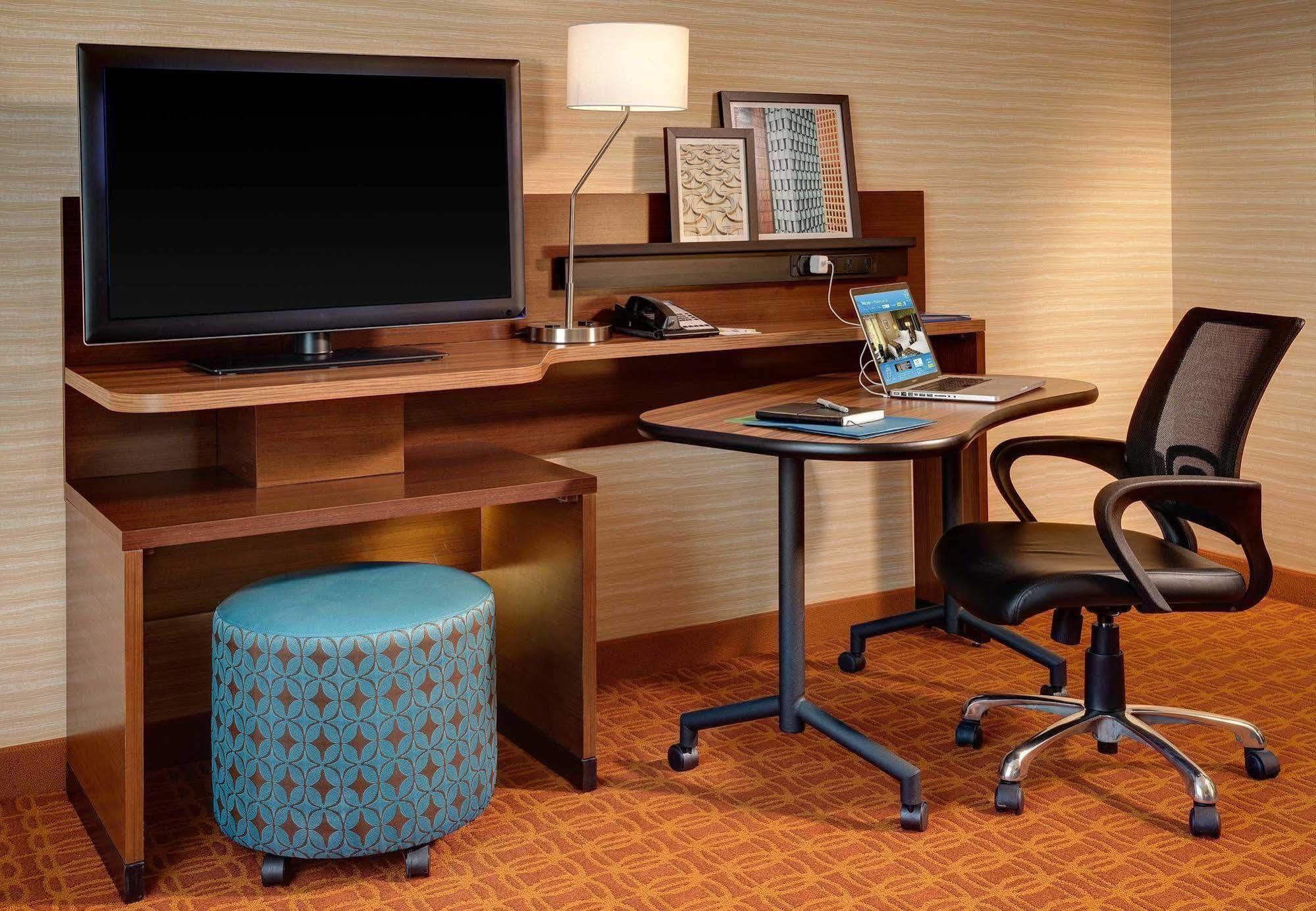 Fairfield Inn & Suites By Marriott London Esterno foto